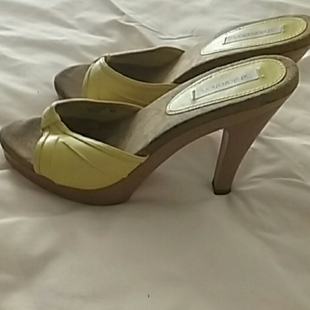 Xhilaration platform heels